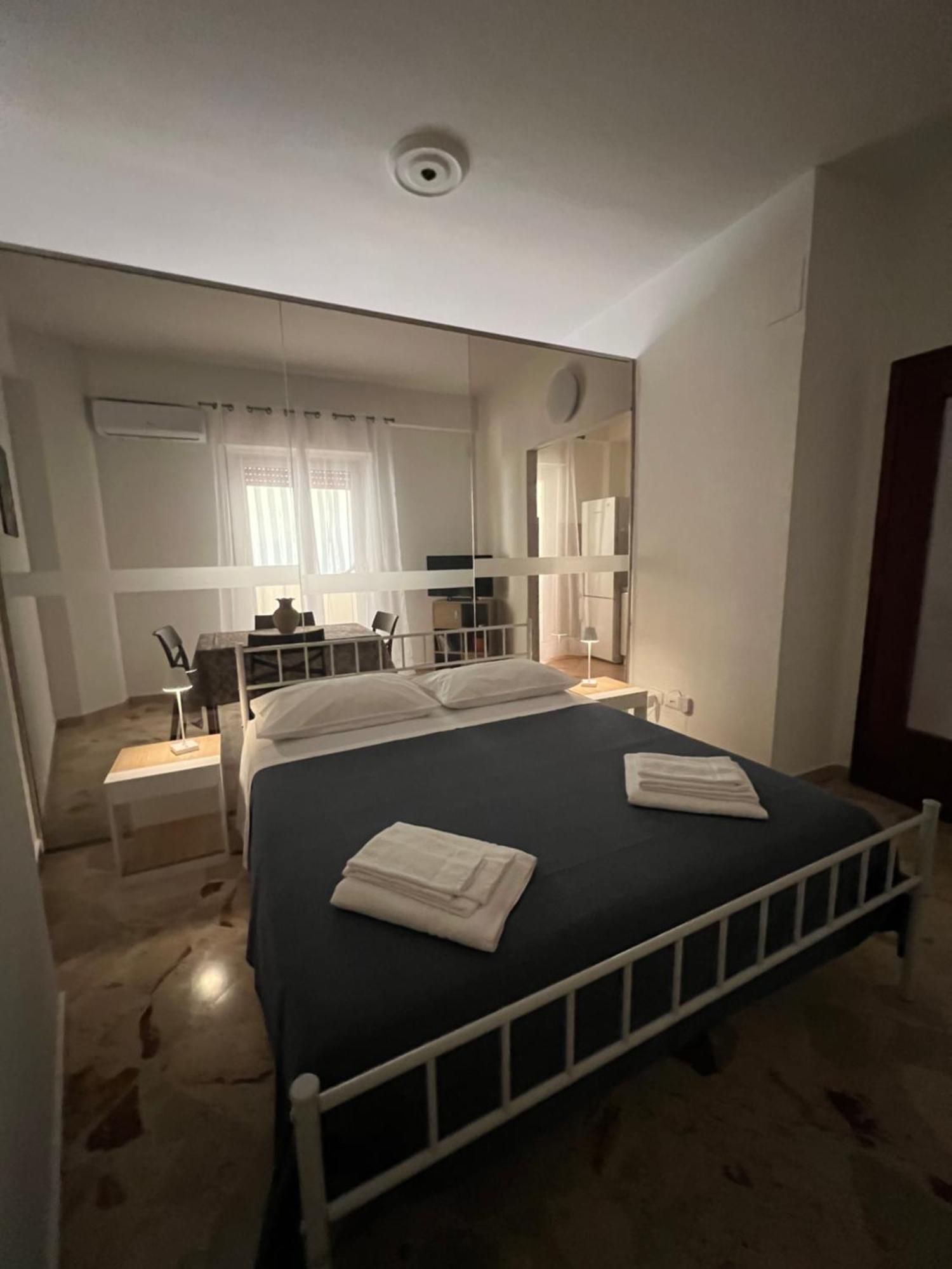 El Azis Home ปาแลร์โม ภายนอก รูปภาพ
